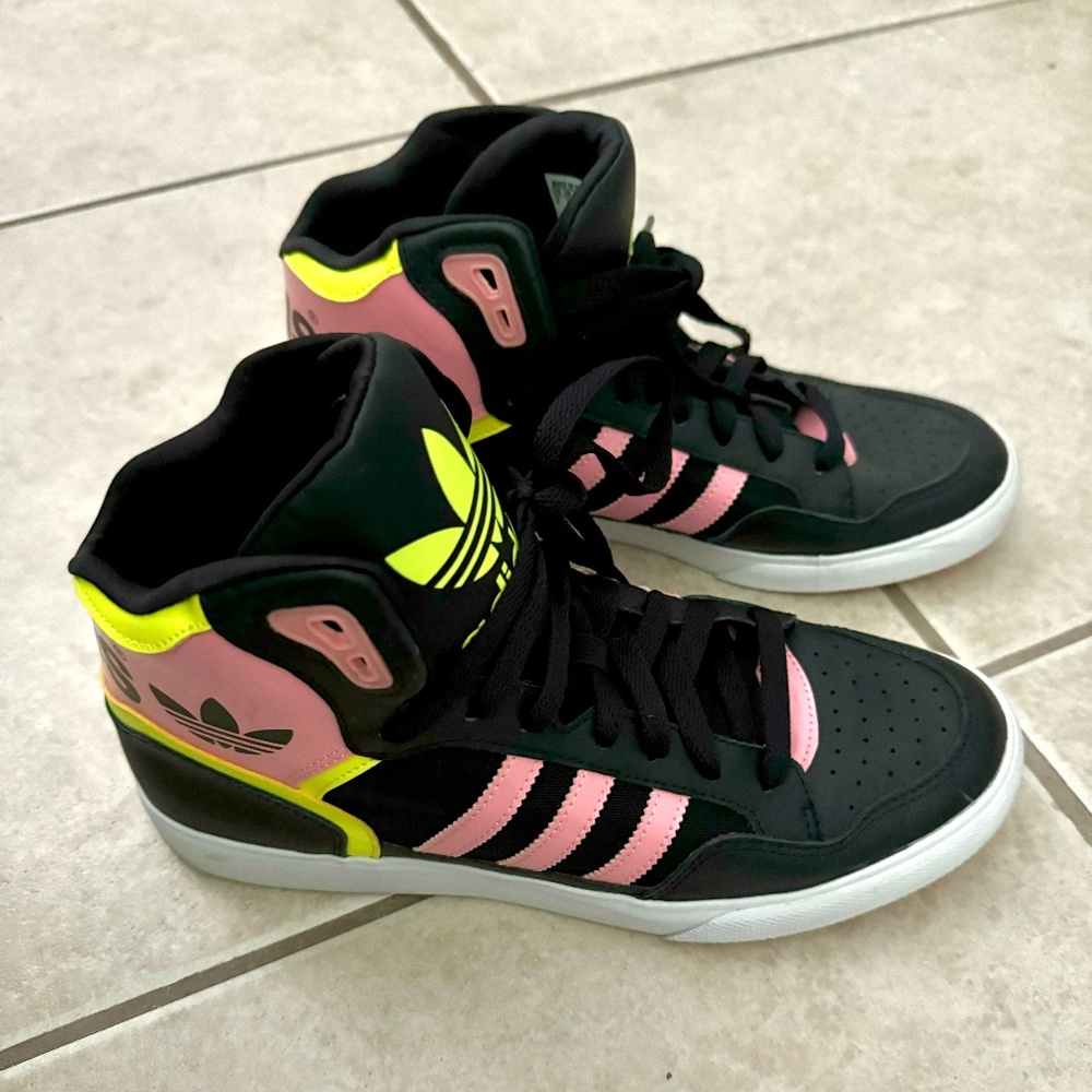 Sold Out RARE Women's Adidas Exataball high top Sneakers